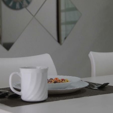Smdc Wind Residences Tagaytay With Balcony 19Th Floor Tagaytay City Luaran gambar