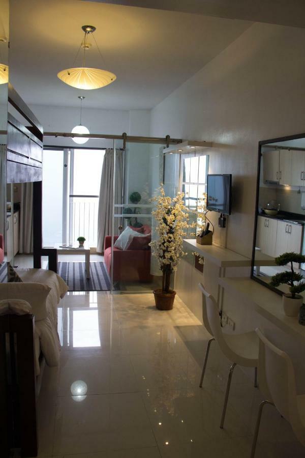 Smdc Wind Residences Tagaytay With Balcony 19Th Floor Tagaytay City Luaran gambar